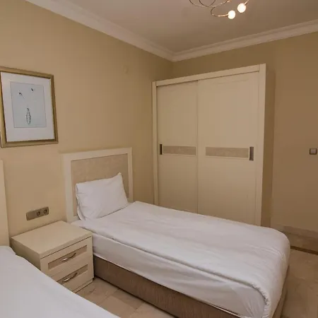 Gold City Appartement *